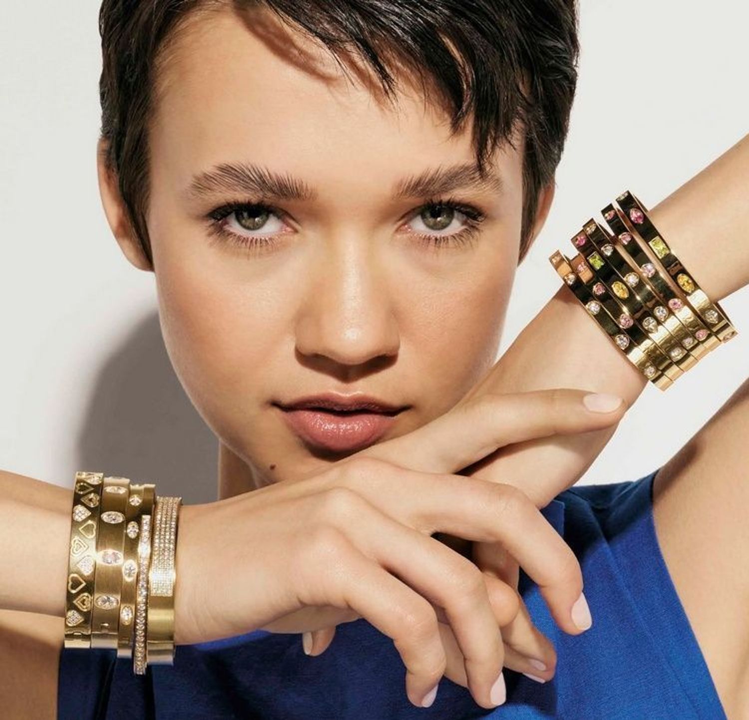 Sztywna bransoletka Nomination Pretty Bangle stalowa złota z cyrkoniami Pavé 029535 020fd.jpg